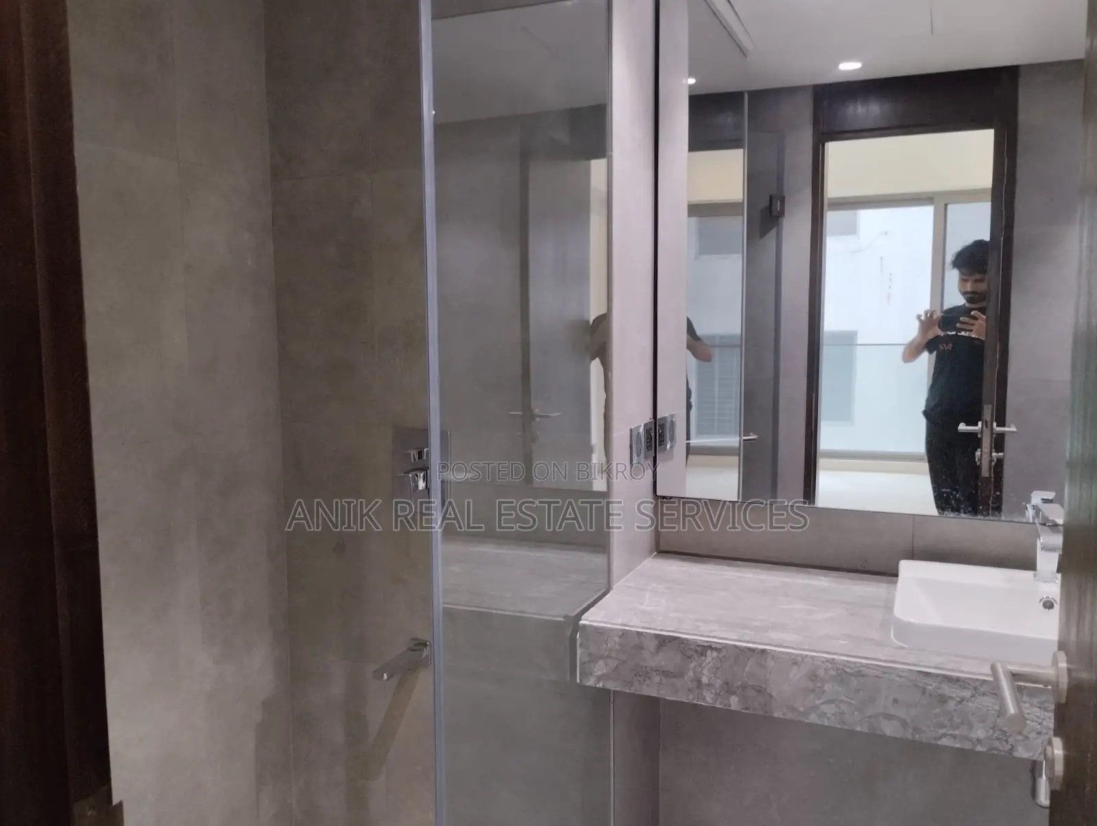 Swmming Pool Gym Semi Farnised Flat Rent At Gulshan