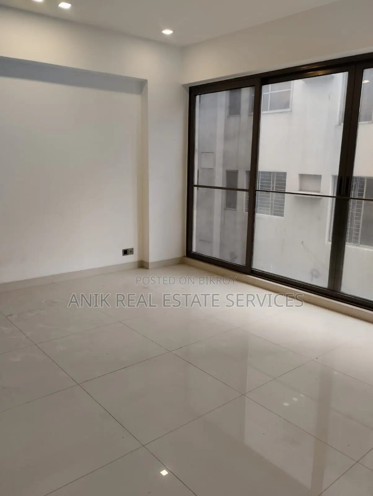 Swmming Pool Gym Semi Farnised Flat Rent At Gulshan