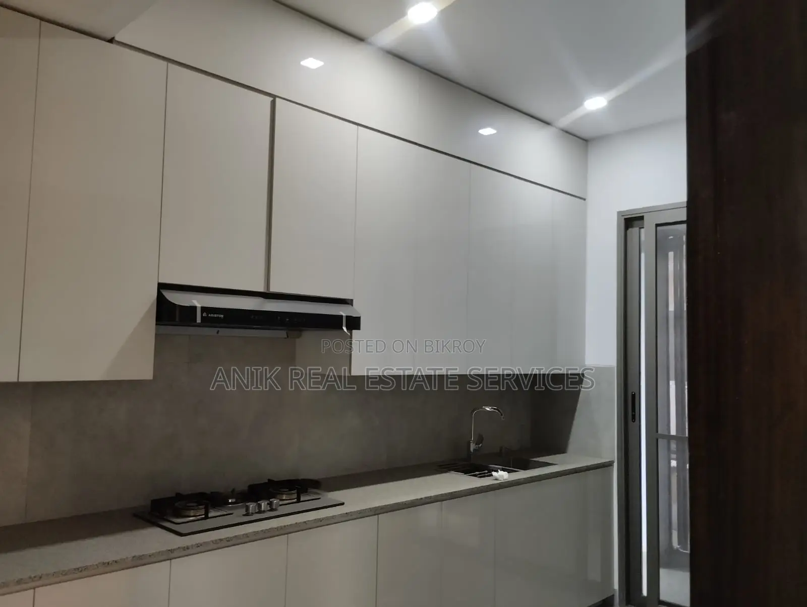Swmming Pool Gym Semi Farnised Flat Rent At Gulshan