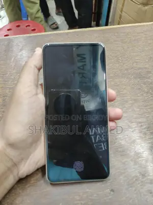 Realme 12X 5G 12+5g 8/128 (Used)