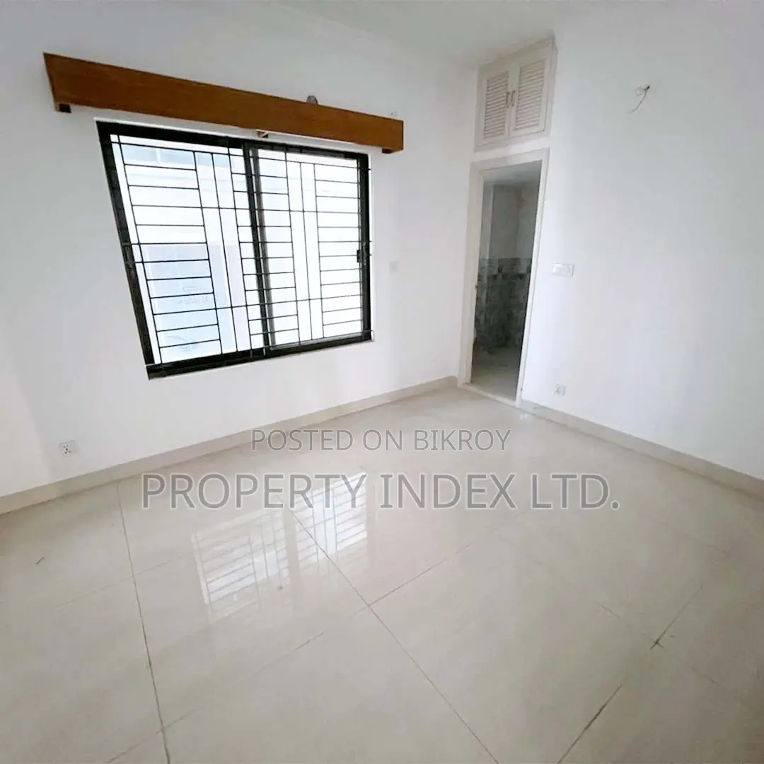 Apartment For Sale! 2200 Sqft Flat At Bashundhara J Block