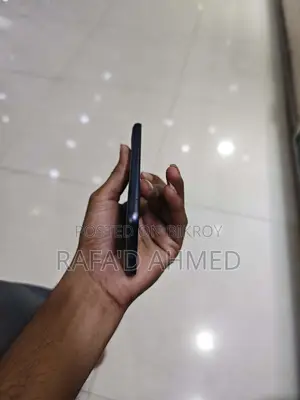 Google Pixel 8a . (Used)