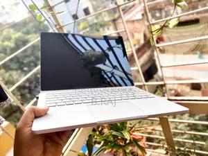 সারফেস বুক ২ - ফুল মেটাল বডি - i7 Nvidia GeForce 1050