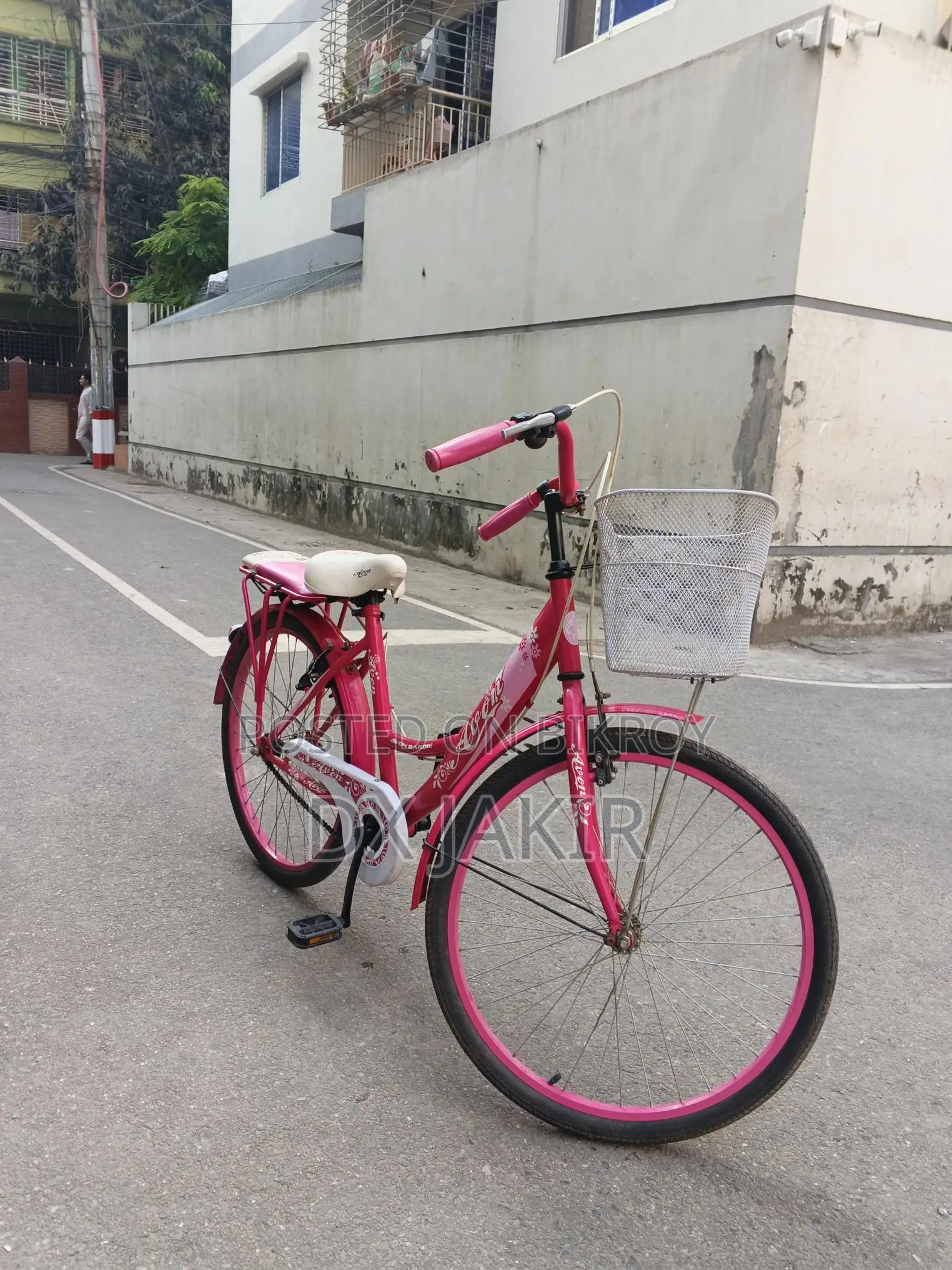 Ladies Cycle Fresh