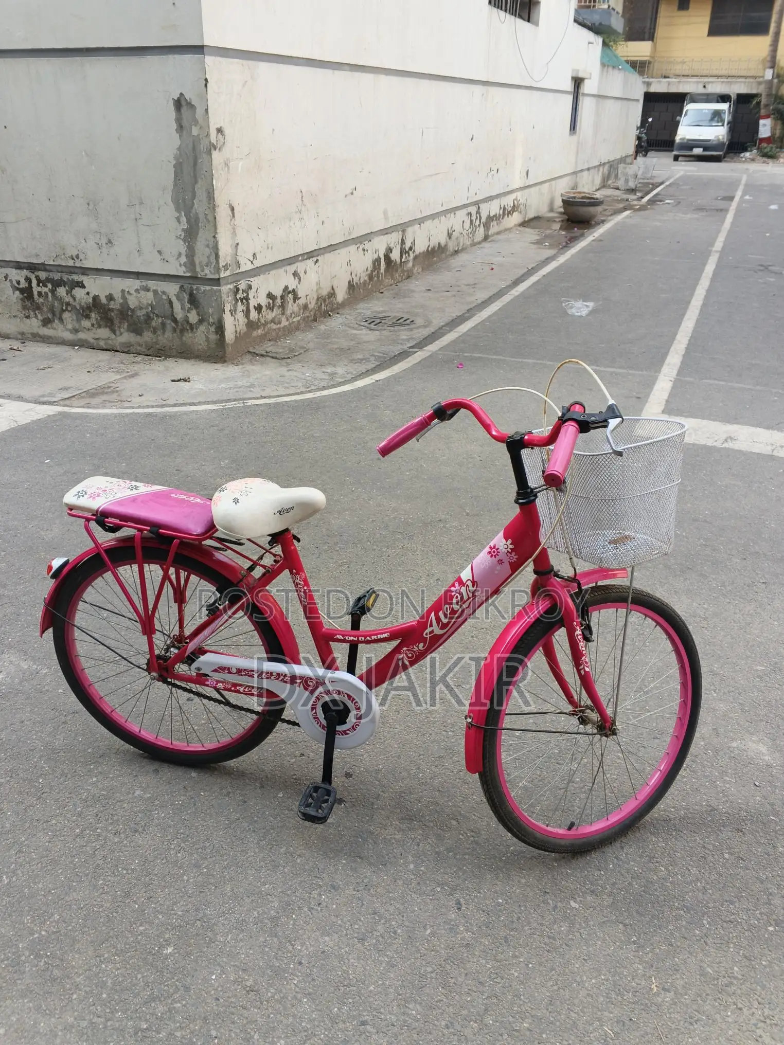 Ladies Cycle Fresh