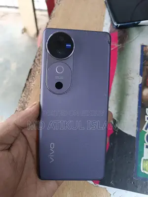 Vivo V40 8/128 (Used)