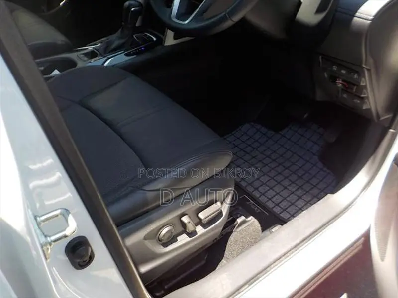 Toyota Corolla Cross 2023