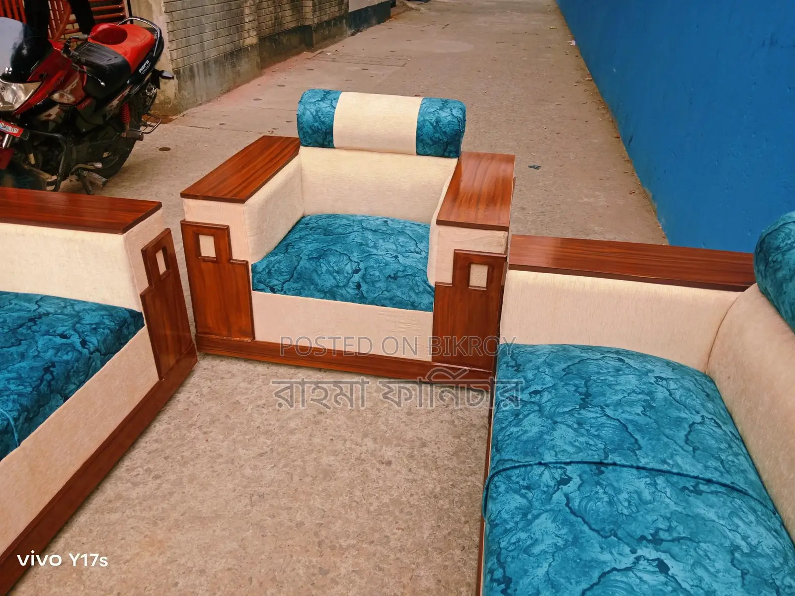 New Catalog Sofa Set (2/2/1)