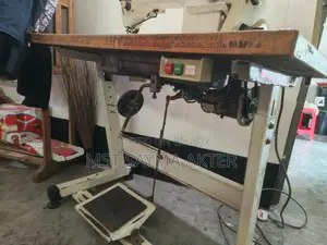 JUKI Plain Machine, Model- DDL-8700-7, Brand- Made In Japan.
