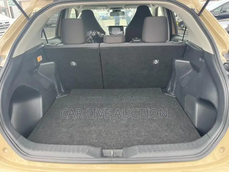 Toyota Yaris Cross Hybrid X package 2021