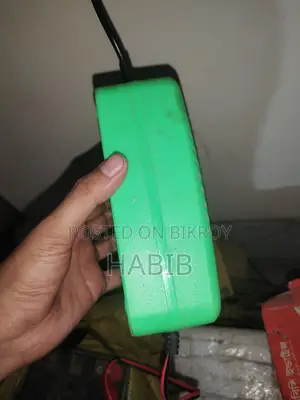 ১২ ভোল্ট ব্যাটারির চার্জার
