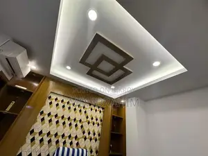 Office for rent with decoration sale