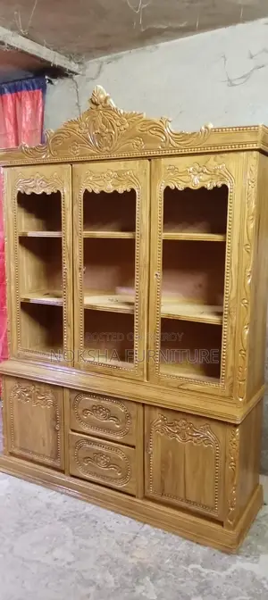 Showcase Made of 100% Original Chittagong Teak Wood for Sale