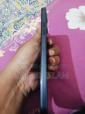 Tecno Spark GO 2 . (ব্যবহৃত)
