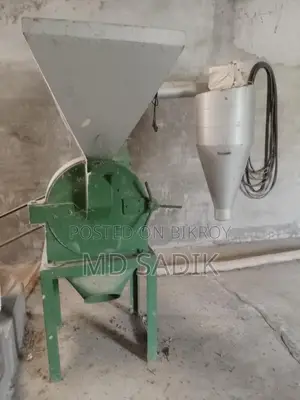 Corn Four Cutting Machine
