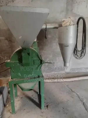 Corn Four Cutting Machine