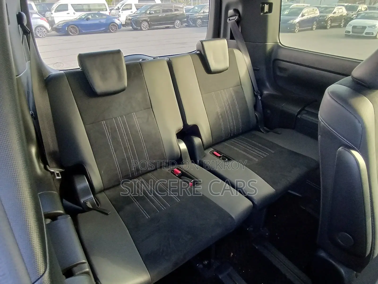 Toyota Esquire GI PREMIUM NON HYB 2020
