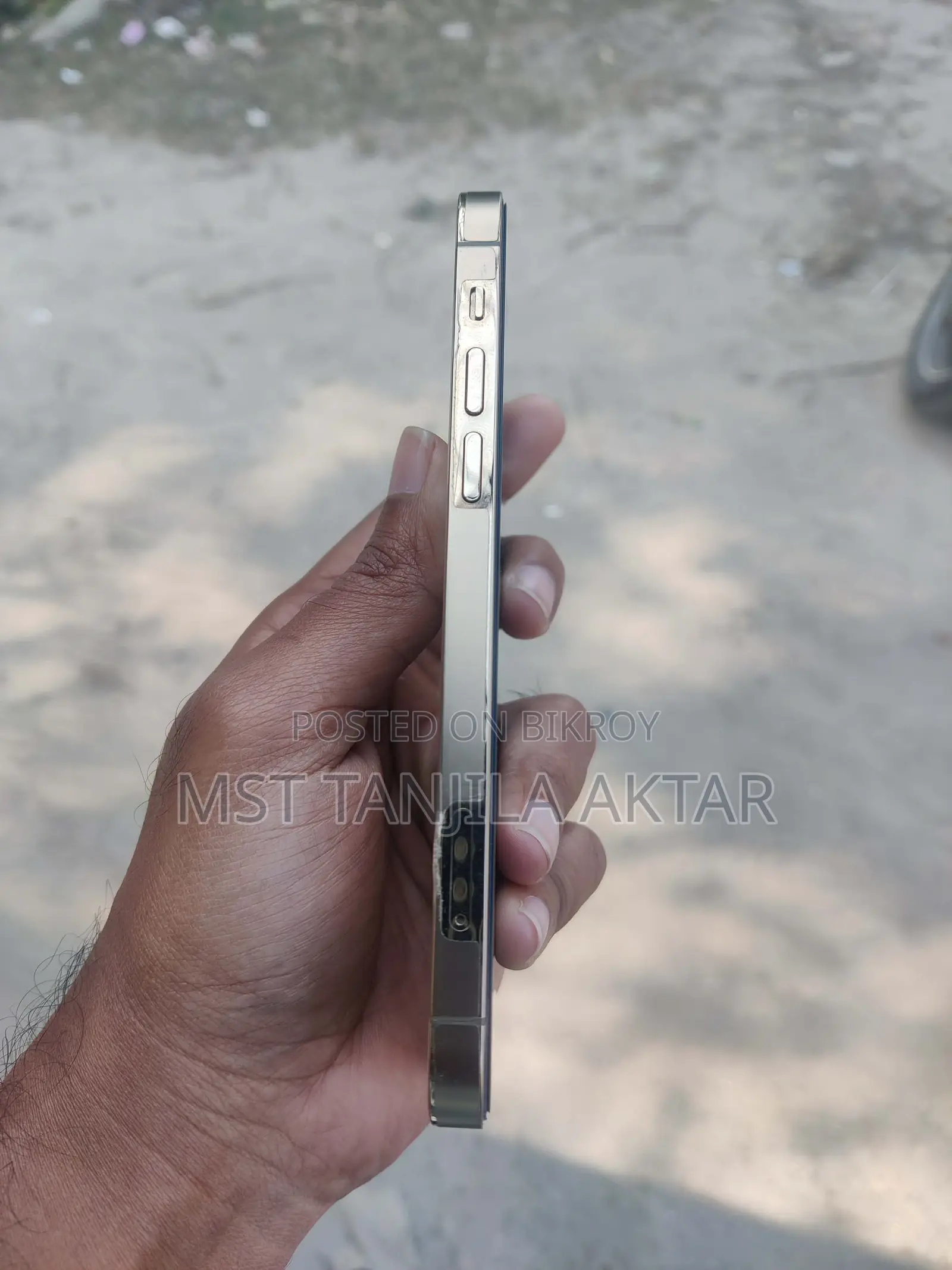 Apple iPhone 12 Pro (Used)