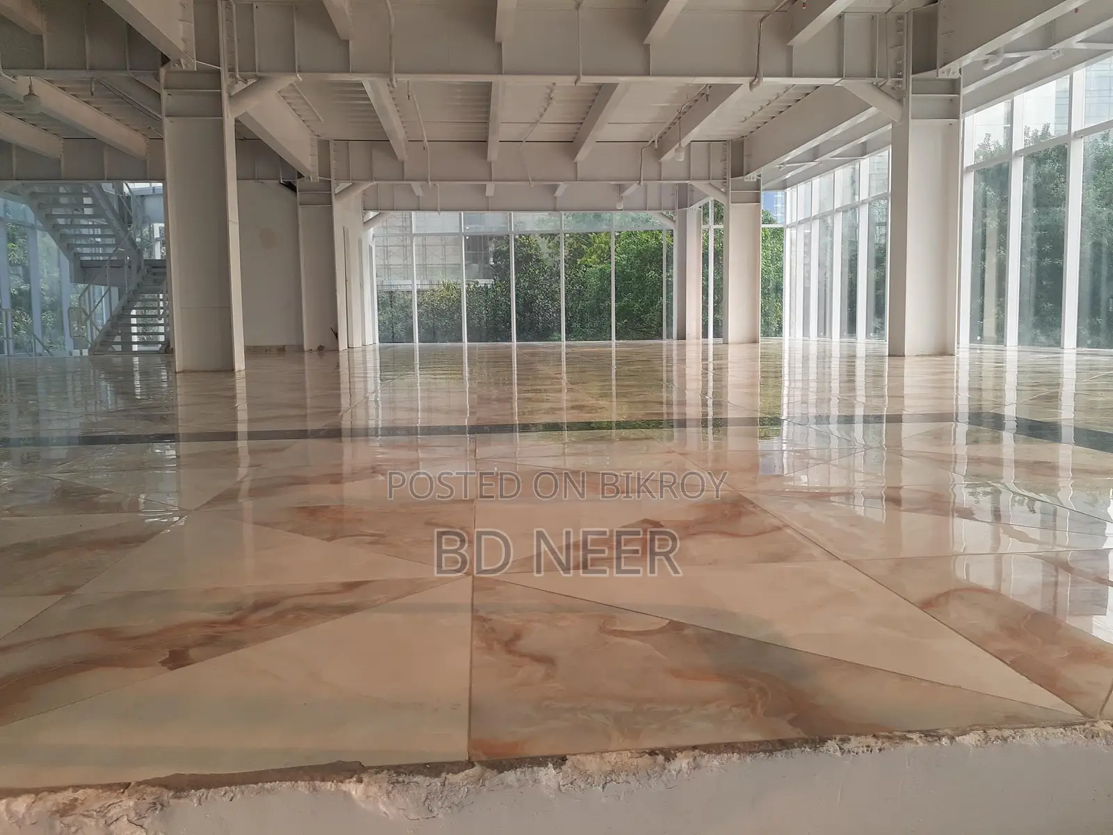 100% Commercial 4550 Sqft Available For Rent in Gulshan-2