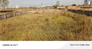 3 কাঠার প্লট বিক্রয় N ব্লক বসুন্ধরা আবাসিক।