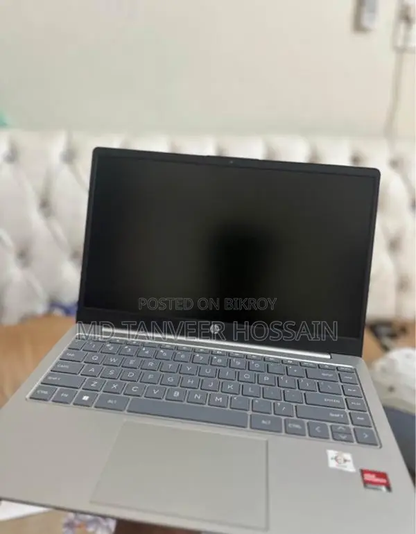 Almost Unused HP Laptop | Australia Bought Urgent Sale