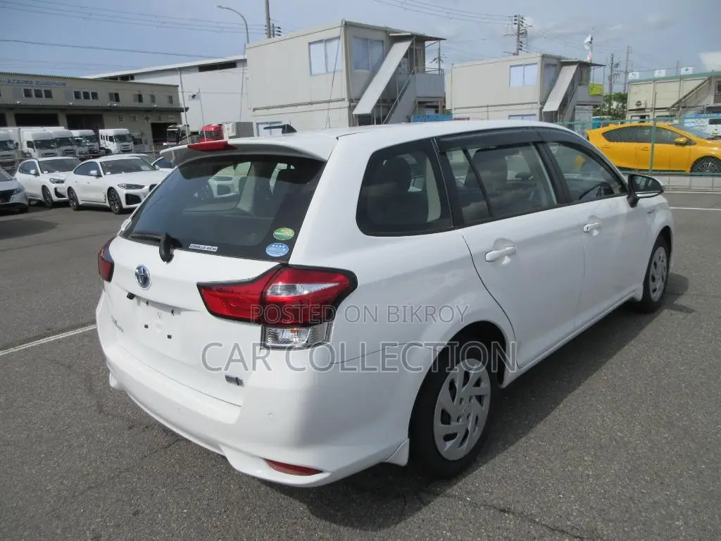 Toyota Fielder Ex 2021
