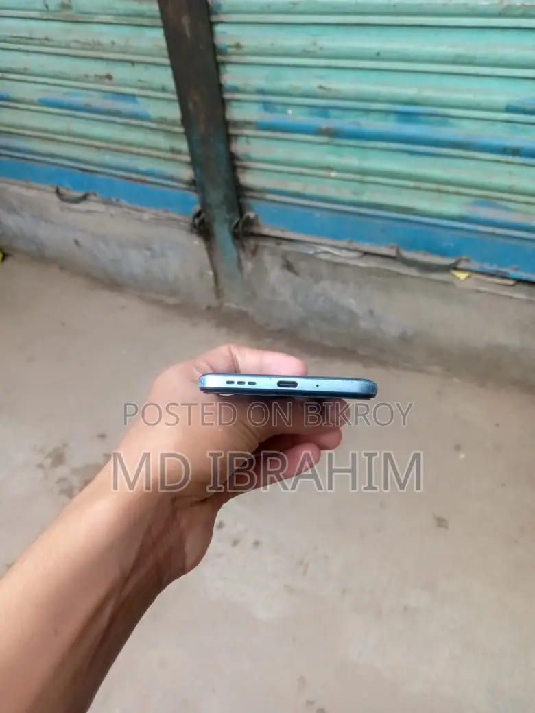 Xiaomi Redmi Note 12 ফুল ফ্রেশ (Used)