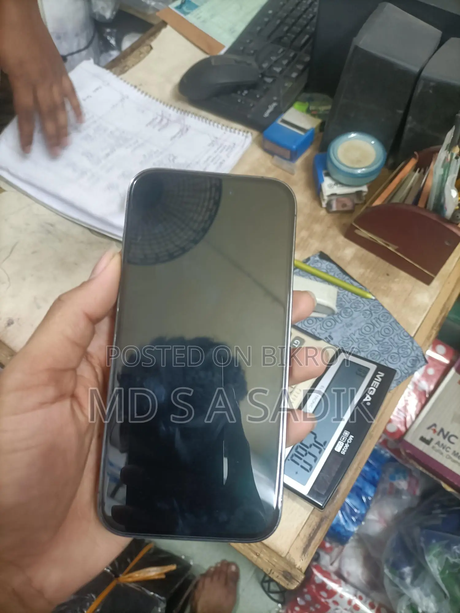 Apple iPhone 14 Pro . (Used)