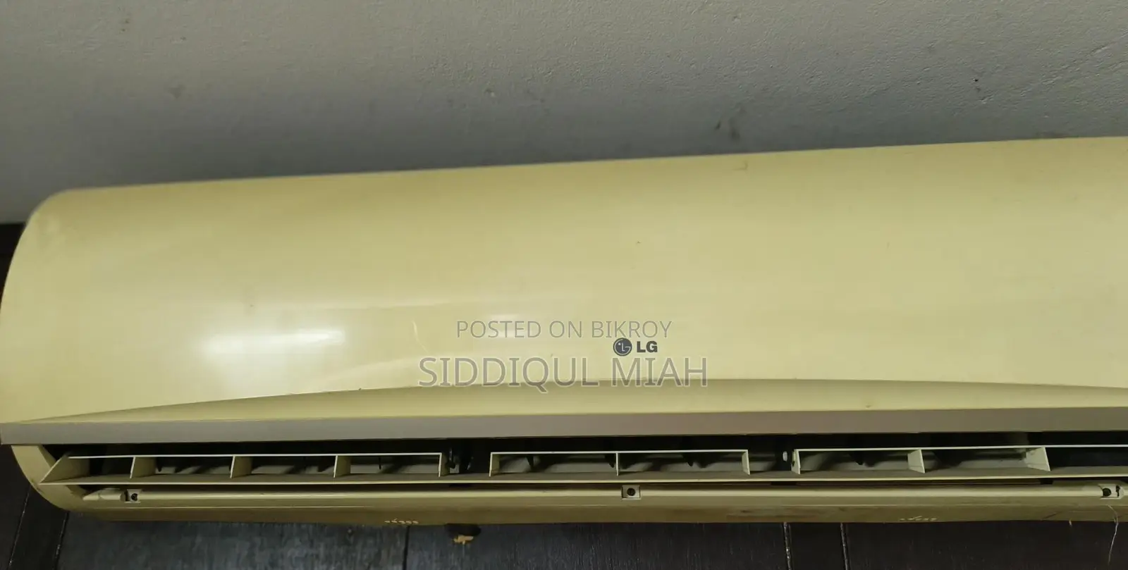 2-Ton LG AC in great condition, might just need gas, 100% working.