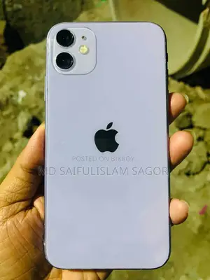 Apple iPhone 11 . (Used)