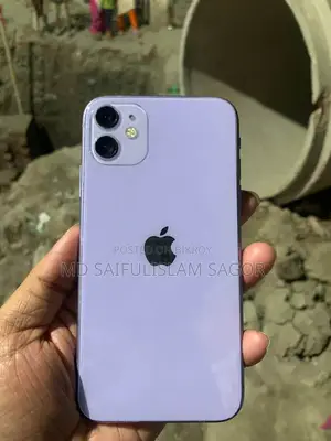 Apple iPhone 11 . (Used)