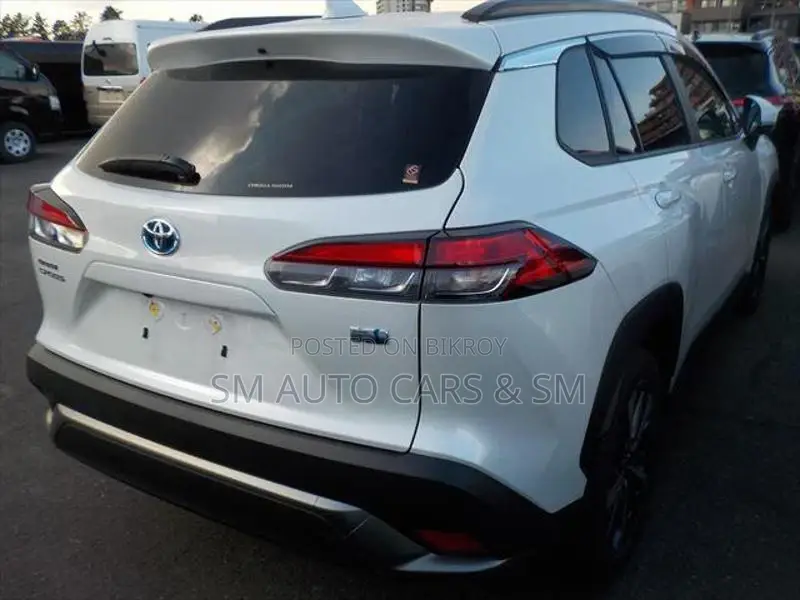 Toyota Corolla Cross Z Pearl ফুল অপশন ২০২৩
