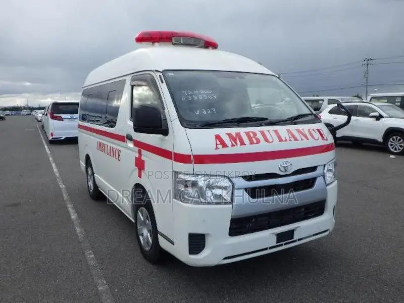 Toyota Hiace High Roof 2022