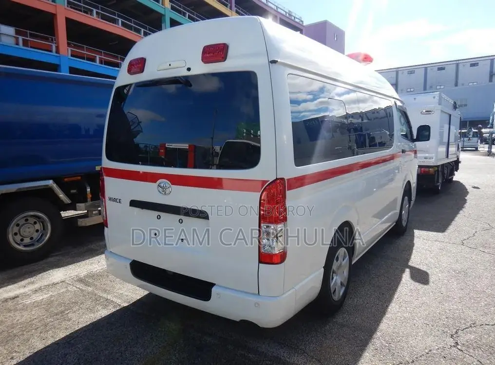 Toyota Hiace High Roof 2022