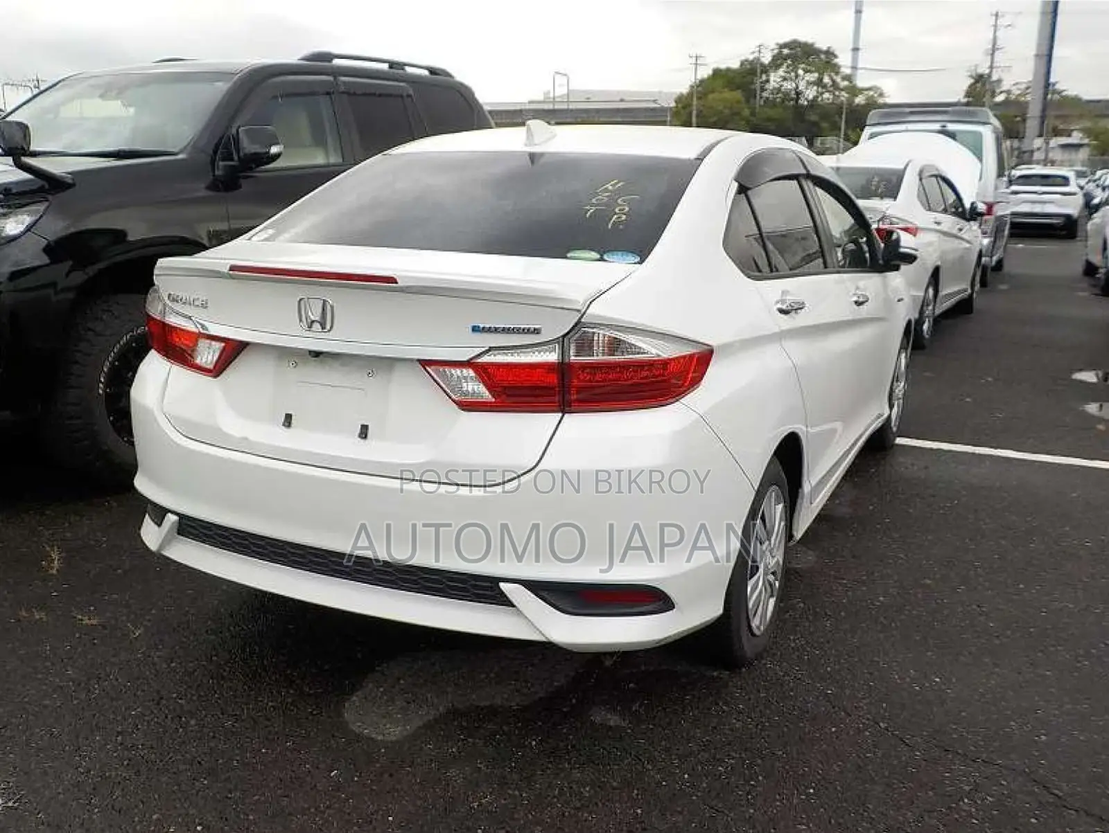 Honda Grace LX 2020