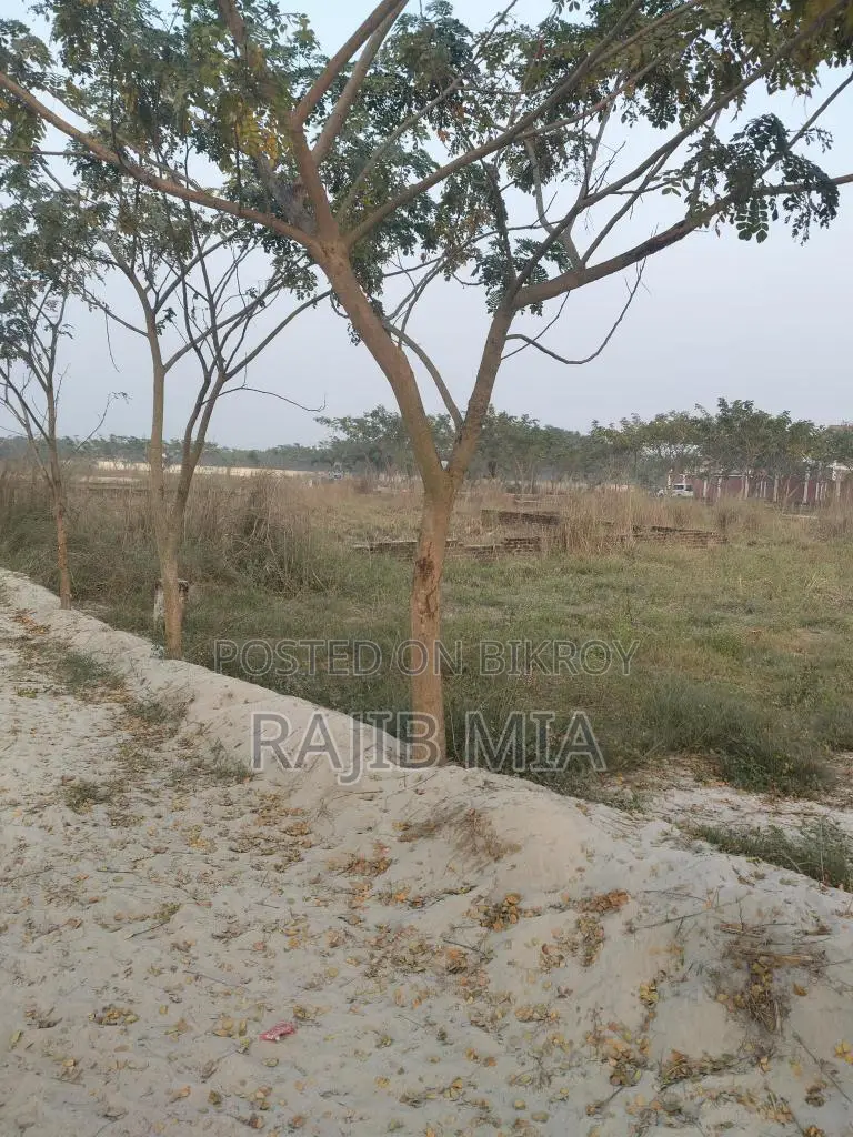 Land for Sale in a Reliable Project