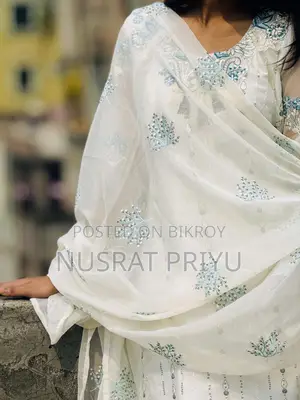 Elegant White Embroidered 3 Piece Dress – Ready Stock