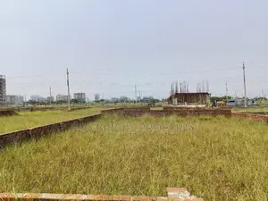 M Block 3 katha Plot sell closed 300 feet Bashundhara R/A