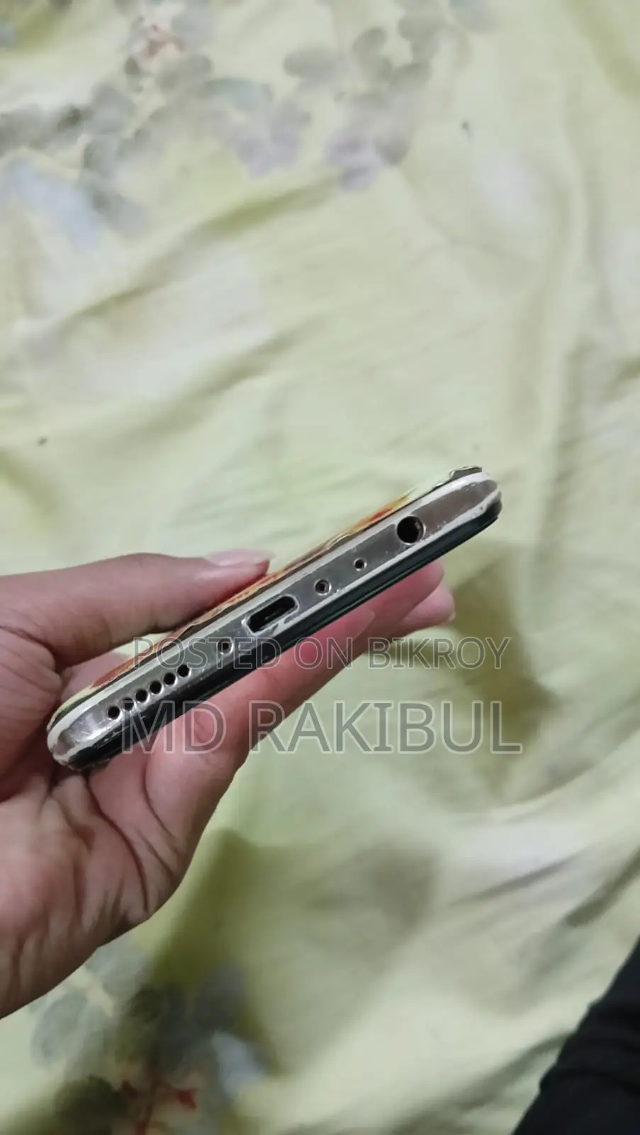Vivo Y19 . (Used)