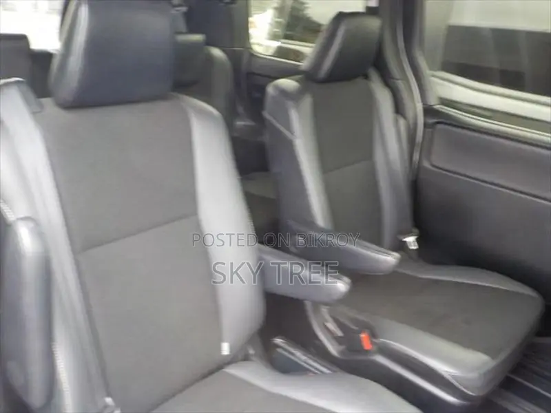 Toyota Noah si wxb III 2020