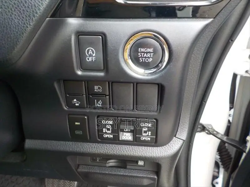 Toyota Noah si wxb III 2020