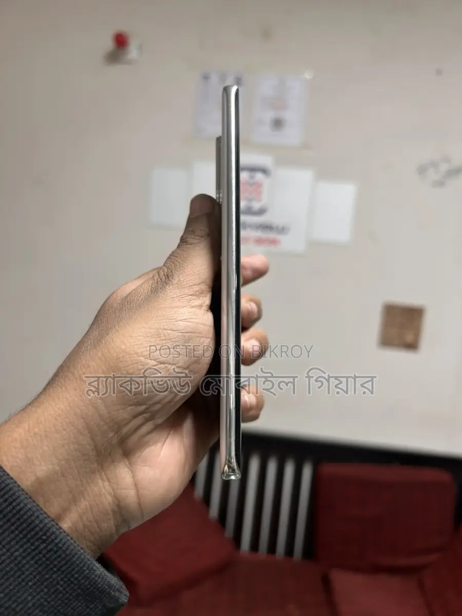 iQOO Z9S Pro 5G 8/128 Gb (Used)