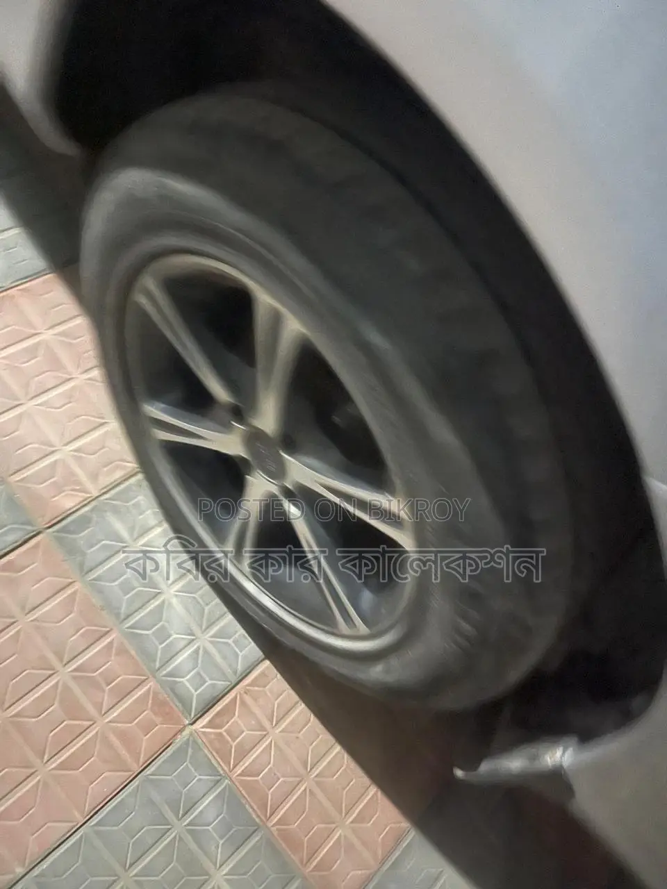 Toyota Fielder hybrid 2016