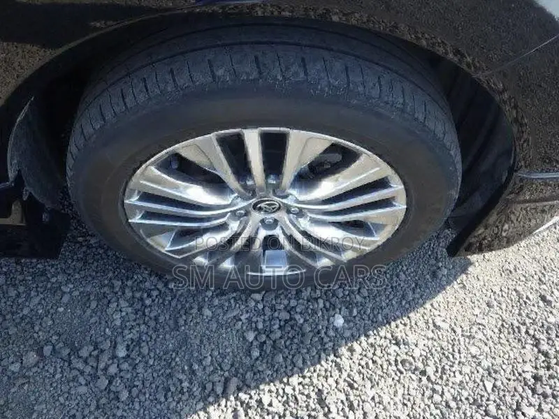 Toyota Harrier Hybrid Z Black Color 2020