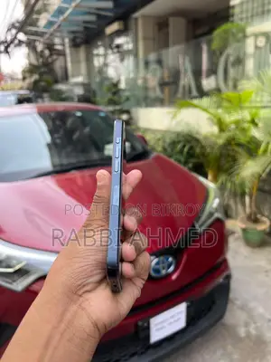 Apple iPhone 15 Pro (Used)