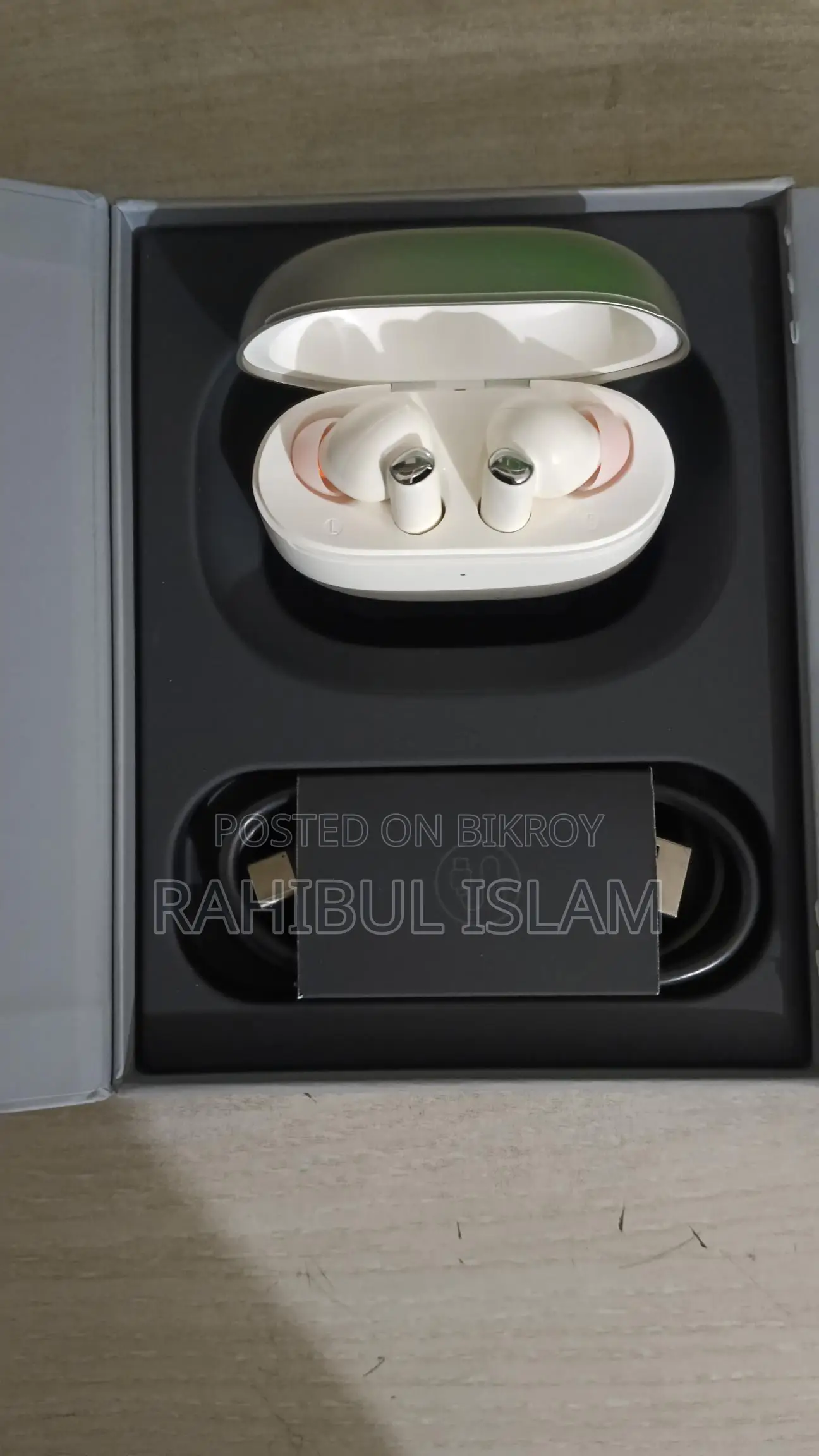 Basues Ear Buds
