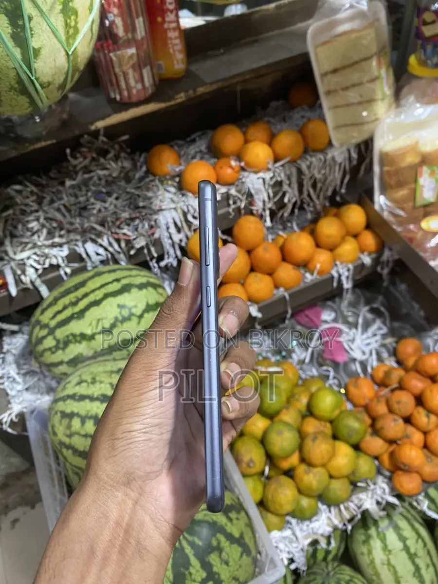 স্যামসাং গ্যালাক্সি এস২১ এফই ৫জি ২০২৪ (ব্যবহৃত)