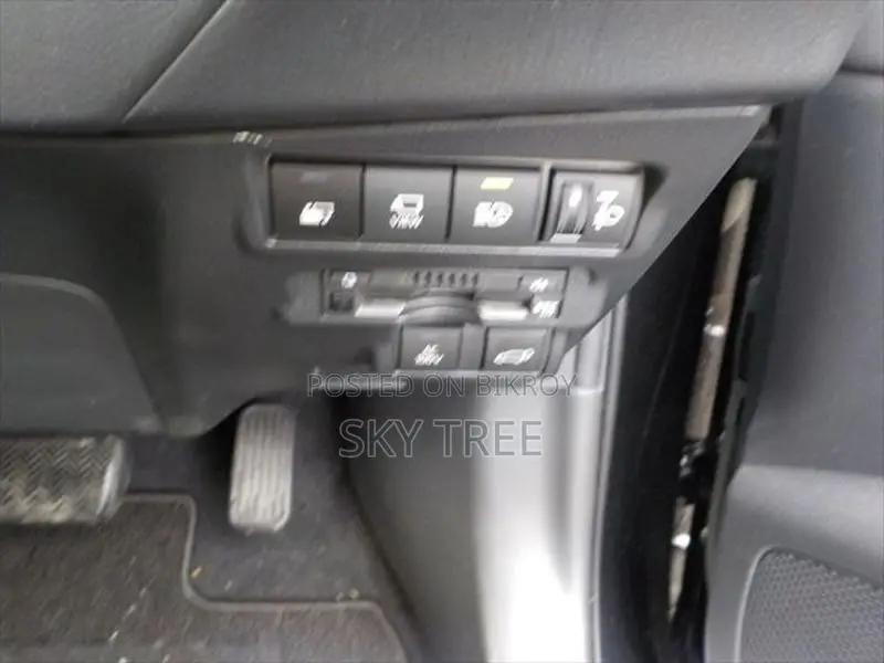 Toyota Corolla Cross z PACKAGE 2023