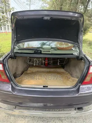 Toyota Premio 2003