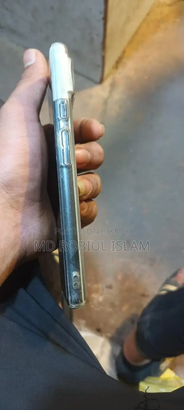 Google Pixel 6 8/128 (Used)